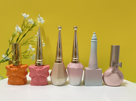 le vernis à ongles de bouteille en verre de 12ml 15ml acceptent 200pcs